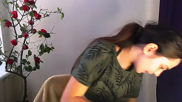 Snapshot of Sun_Shine__ chatting on 16, 11, 2025 Sun Shine online show from 16, 11, 2025