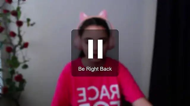 Snapshot of Sun_Shine__ chatting on 23, 11, 2025 Sun Shine online show from 23, 11, 2025