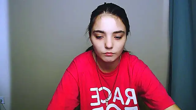 Snapshot of Sun_Shine__ chatting on 24, 11, 2025 Sun Shine online show from 24, 11, 2025