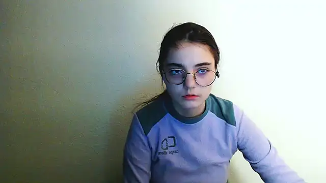 Snapshot of Sun_Shine__ chatting on 14, 12, 2025 Sun Shine online show from 14, 12, 2025