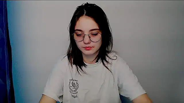 Snapshot of Sun_Shine__ chatting on 11, 1, 2026 Sun Shine online show from 11, 1, 2026