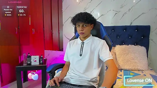 Snapshot of _taylor_black chatting on 5, 2, 2026 taylor black online show from 5, 2, 2026