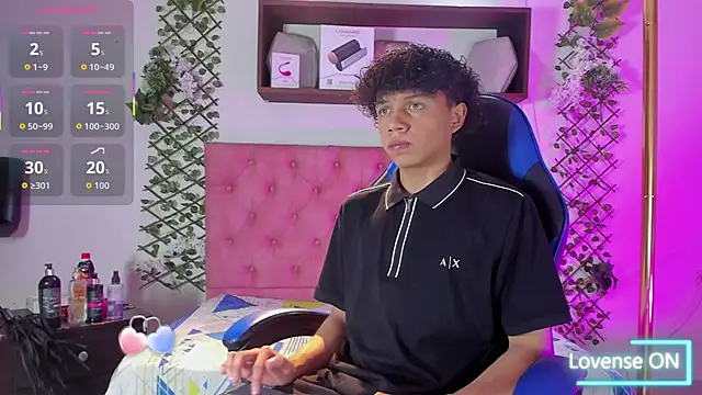 Snapshot of _taylor_black chatting on 7, 2, 2026 taylor black online show from 7, 2, 2026