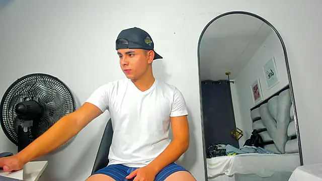 lianfox  online show from 27, 4, 2026