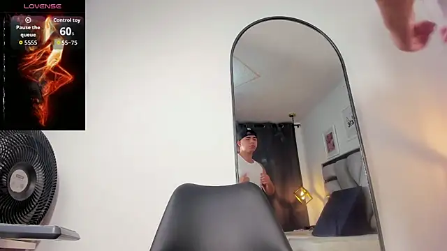 lianfox  online show from 19, 5, 2026