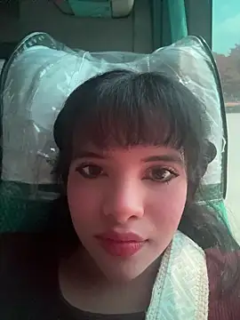 Snapshot of Ada_sienn chatting on 7, 5, 2026 Ada sienn online show from 7, 5, 2026