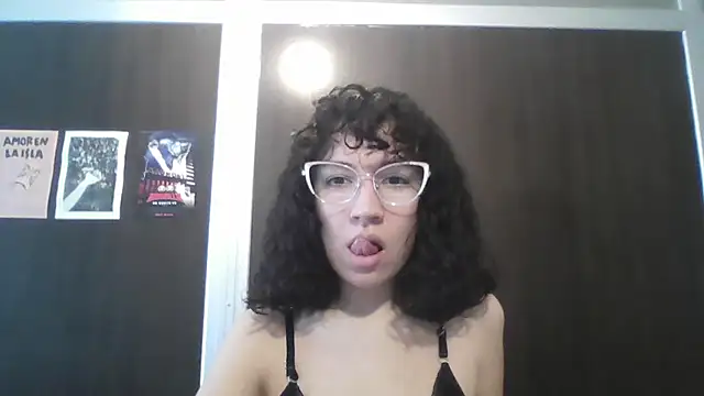 Snapshot of loliporomero chatting on 17, 7, 2026 loliporomero online show from 17, 7, 2026