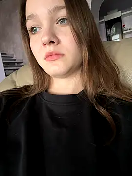 MichelleRoux online show from 3, 10, 2025