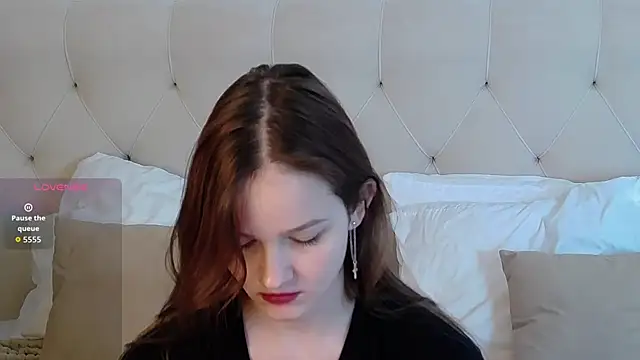 MichelleRoux online show from 10, 3, 2026