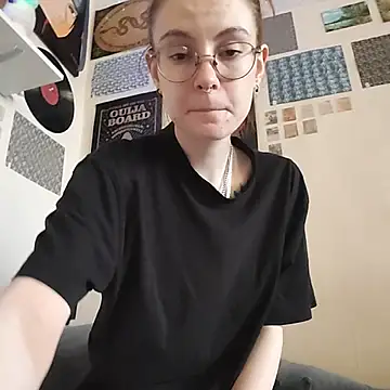 Snapshot of _arigins_ chatting on 26, 10, 2025 arigins online show from 26, 10, 2025