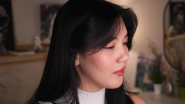 Snapshot of MoiraEger chatting on 29, 9, 2025 MoiraEger online show from 29, 9, 2025