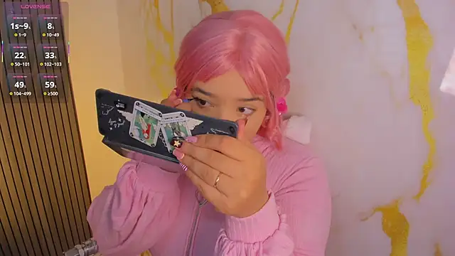 hinata dolly online show from 2, 6, 2026