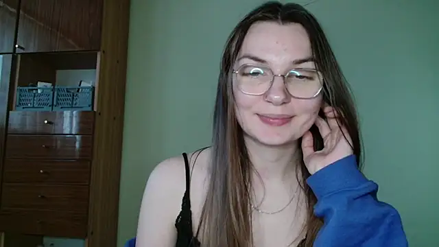 LooveELLYx online show from 28, 1, 2025