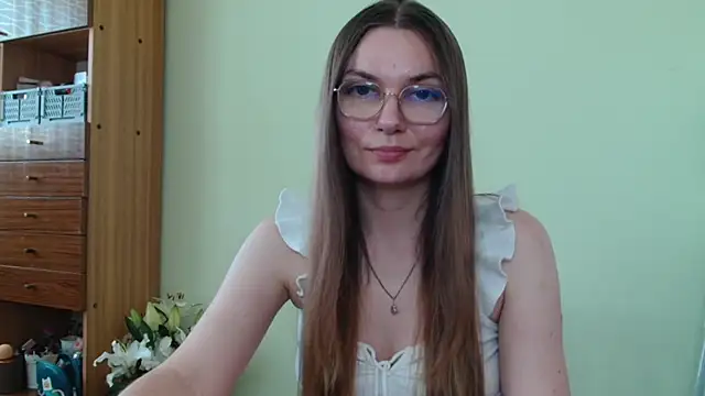 Snapshot of LooveELLYx chatting on 22, 6, 2026 LooveELLYx online show from 22, 6, 2026
