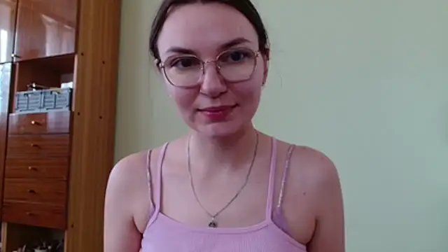 Snapshot of LooveELLYx chatting on 16, 7, 2026 LooveELLYx online show from 16, 7, 2026