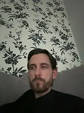 Big8inchUncutCock online show from 18, 6, 2026