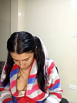 karinnahotdirty online show from 18, 10, 2025