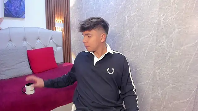 Thiago Kozak online show from 10, 6, 2026