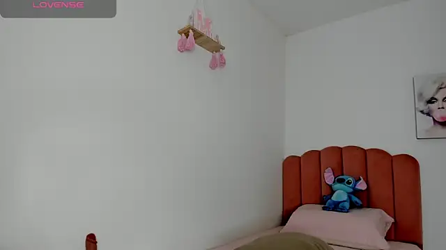 julieth sanzz online show from 29, 5, 2026