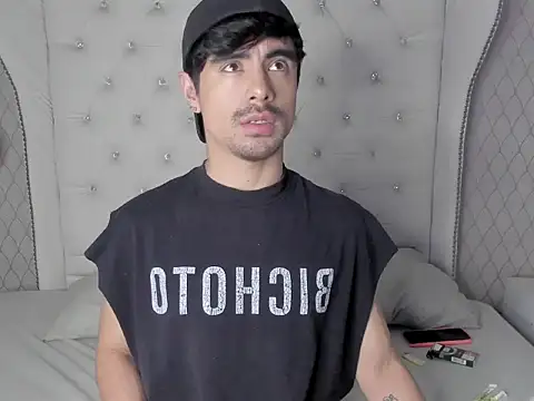 BryCams3 online show from 10, 9, 2025