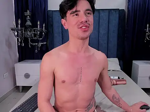 BryCams3 online show from 22, 10, 2025