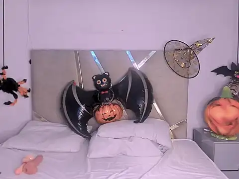 BryCams3 online show from 24, 10, 2025