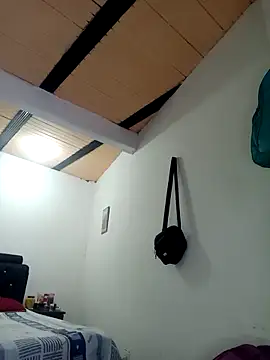 Hanna Kieran online show from 10, 10, 2025