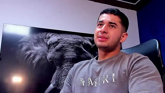 king falconer online show from 4, 12, 2025