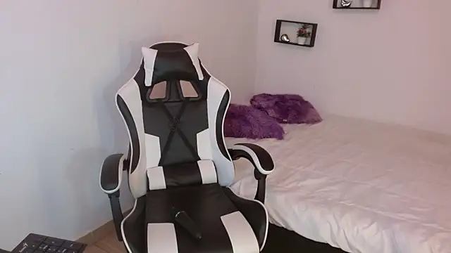 Pamela 28 online show from 6, 3, 2026