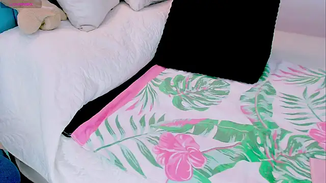 Kendraline1 online show from 6, 6, 2026