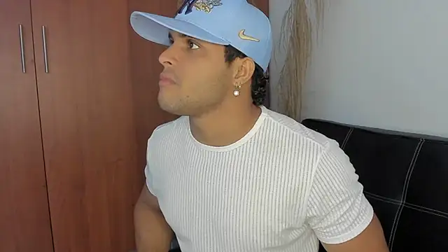 Snapshot of Evansdark1 chatting on 28, 9, 2025 Evansdark1 online show from 28, 9, 2025