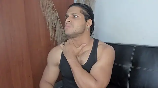 Snapshot of Evansdark1 chatting on 8, 10, 2025 Evansdark1 online show from 8, 10, 2025