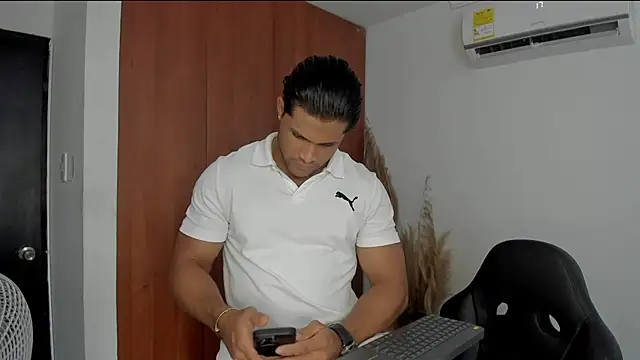 Evansdark1 online show from 25, 4, 2026