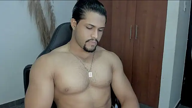 Snapshot of Evansdark1 chatting on 10, 7, 2026 Evansdark1 online show from 10, 7, 2026