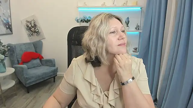 NinaStarle online show from 7, 6, 2026