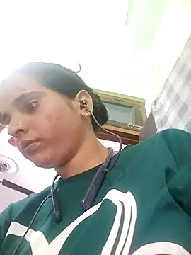 Snapshot of JHILMIL chatting on 7, 11, 2025 JHILMIL online show from 7, 11, 2025