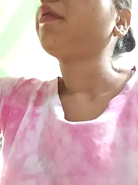 Snapshot of JHILMIL chatting on 19, 11, 2025 JHILMIL online show from 19, 11, 2025