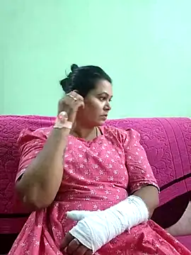 tamilaruvi online show from 28, 4, 2026