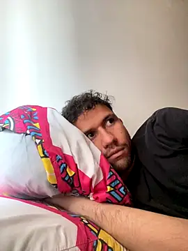 Michaell Spinelly online show from 8, 9, 2025