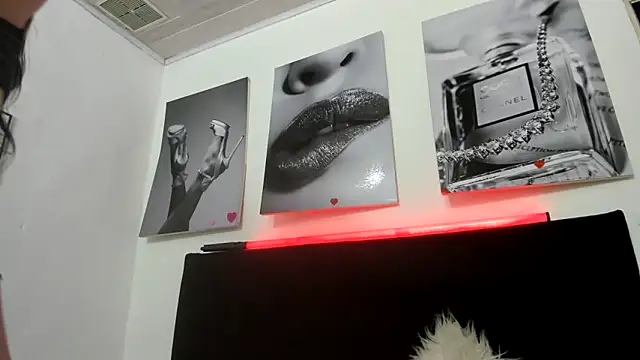 katherine blair online show from 10, 4, 2026