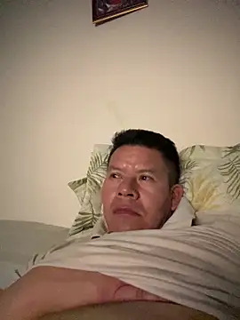 Manu0586 online show from 25, 4, 2026