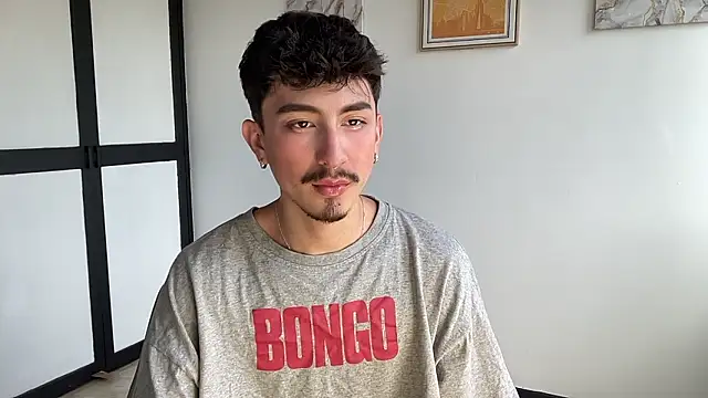 sweettaaron01 online show from 27, 2, 2026