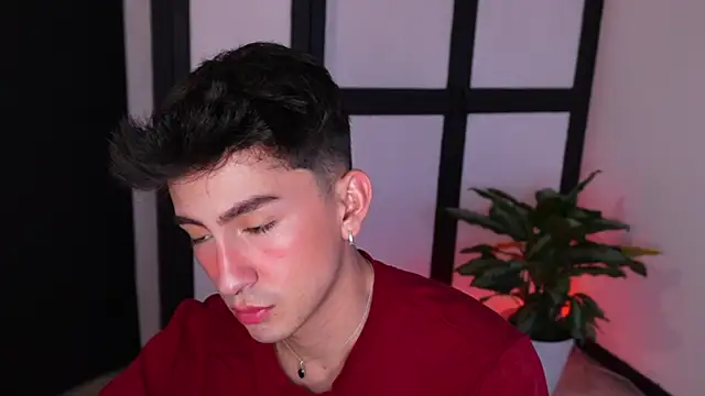 sweettaaron01 online show from 28, 7, 2026