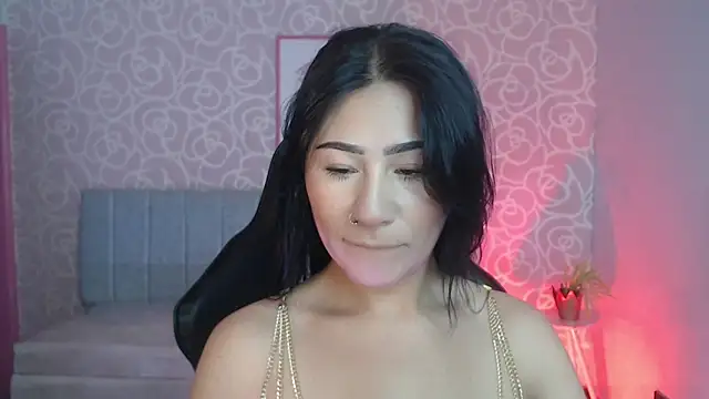 evelyn ch  online show from 29, 9, 2025