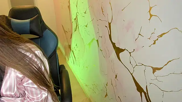 Scarbadgirl  online show from 24, 4, 2026