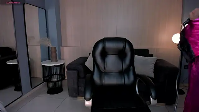 SarahYates online show from 29, 3, 2026