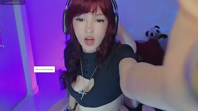 Snapshot of Moonlightt_21 chatting on 16, 11, 2025 Moonlightt 21 online show from 16, 11, 2025