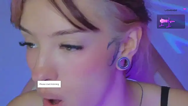Snapshot of Moonlightt_21 chatting on 29, 5, 2026 Moonlightt 21 online show from 29, 5, 2026