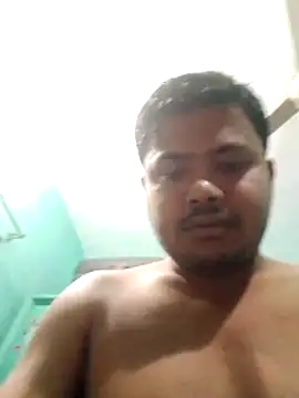 Snapshot of CatchingBouquet chatting on 28, 2, 2026 CatchingBouquet online show from 28, 2, 2026