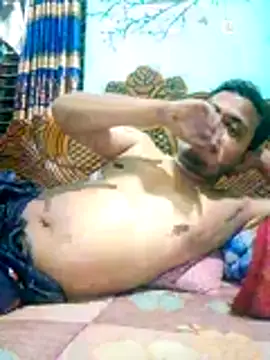 Snapshot of CatchingBouquet chatting on 6, 3, 2026 CatchingBouquet online show from 6, 3, 2026